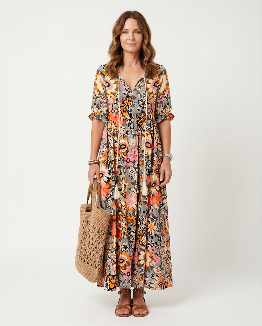 Yana | Sukienka z dekoltem w szpic